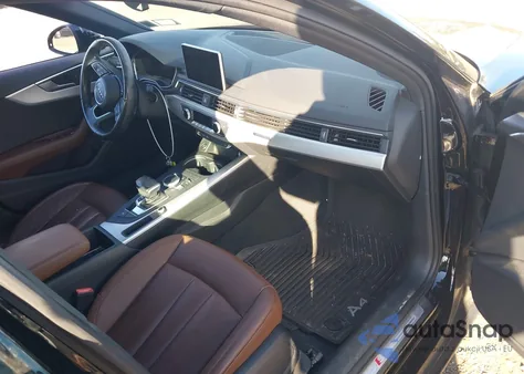 2017 Audi A4 2.0T Season Of Audi Premium z USA, uszkodzony, nr VIN WAUDNAF47HN047606